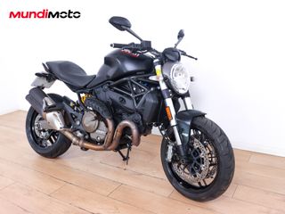 DUCATI MONSTER 821