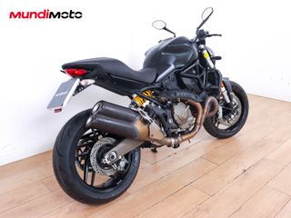 DUCATI MONSTER 821