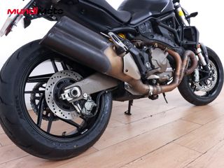 DUCATI MONSTER 821