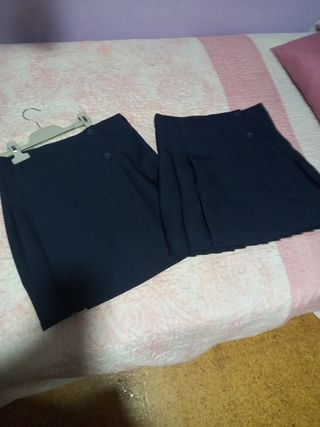 2 Faldas azul marino, talla 12