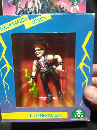 Muñecos Giochi Preziosi  Grumo y Pako