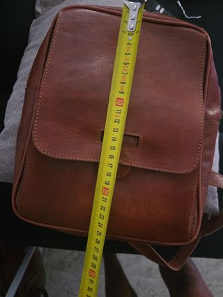 Mochila piel marrón artesanal