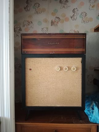 Tocadiscos antiguo Philips