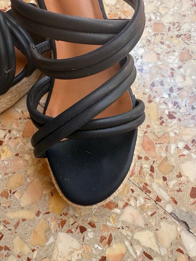 Sandalias KOROSHI negras - talla 39