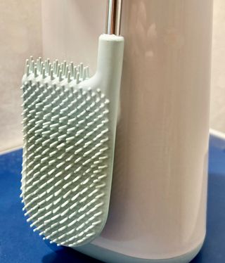 Joseph Joseph Flex - Escobillero silicona