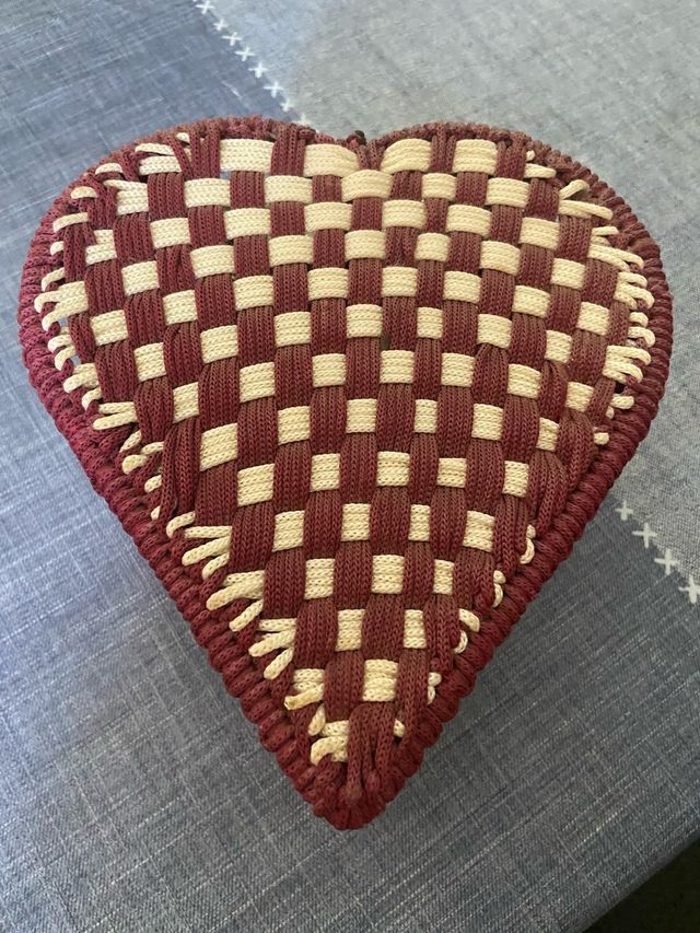 Caja costurero tejida a mano