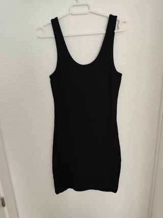 Vestido negro Zara - midi