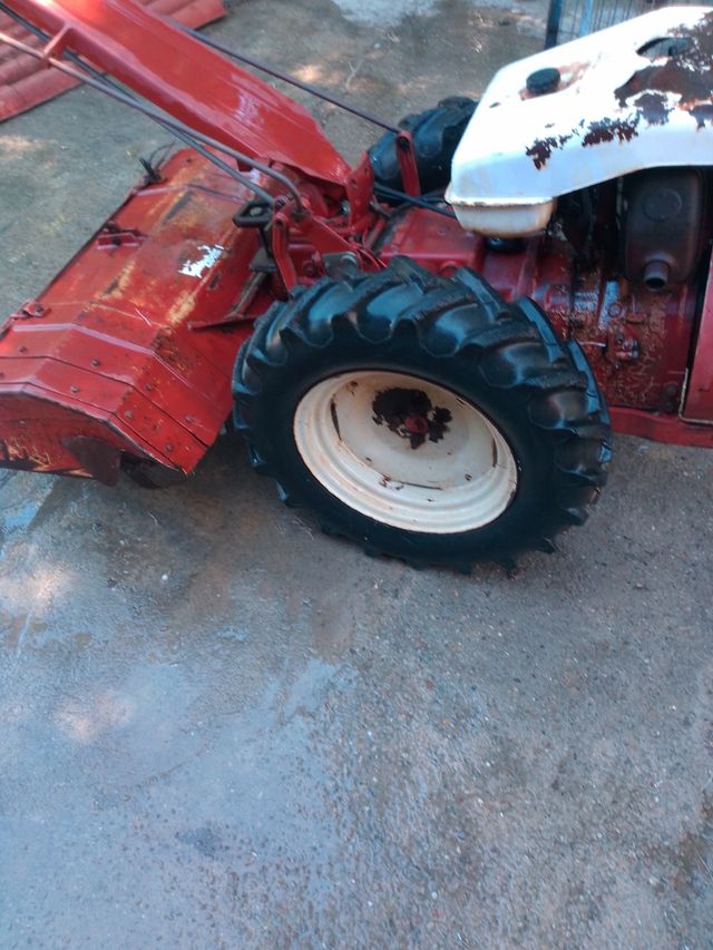 Motocultor diesel antiguo