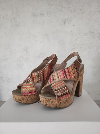 Sandalias tacón multicolor