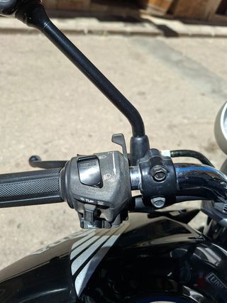 Honda CBF 250 - Moto 2006