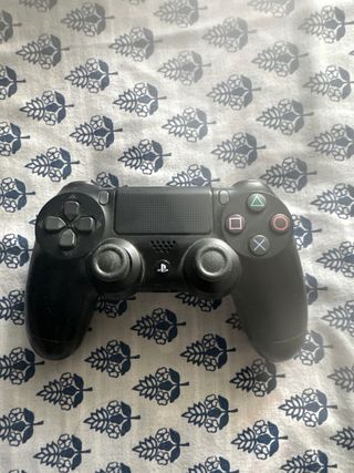 PS4 (PlayStation 4) Slim 1TB - FIFA 19