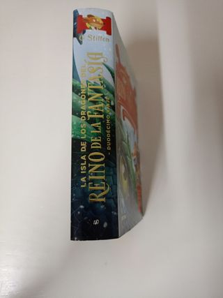 La Isla de los Dragones del Reino de la Fantasí...