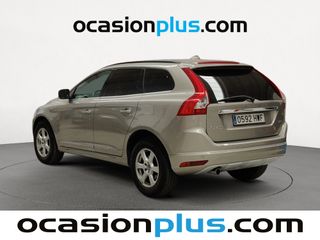 Volvo XC60 D3 Momentum Auto 100 kW (136 CV)