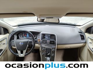 Volvo XC60 D3 Momentum Auto 100 kW (136 CV)