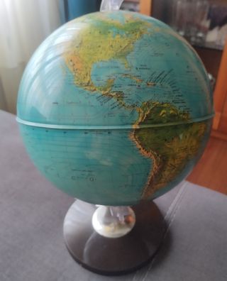 Globo terráqueo 