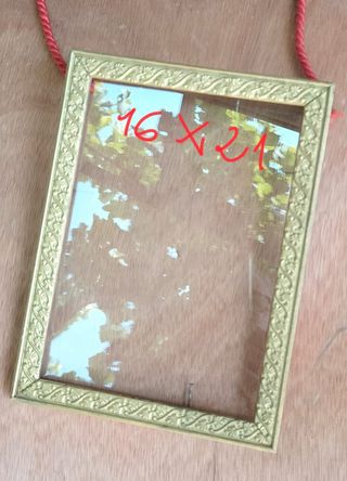 Marco vintage 16x21 dorado