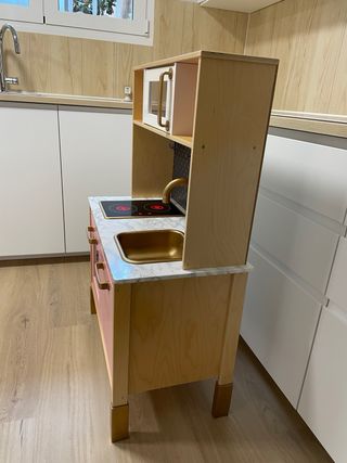 Cocinita juguete Ikea DIY con accesorios