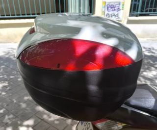 Baúl Yamaha 46L - Top Case Givi