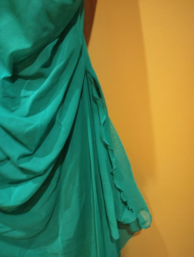 Vestido largo verde esmeralda