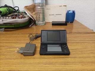 CONSOLA NINTENDO DS LITE NEGRA