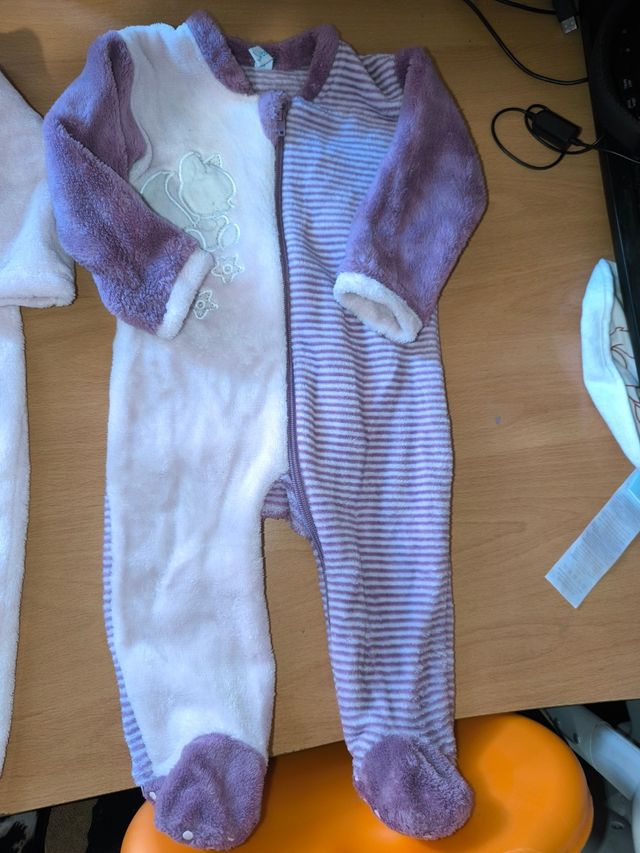 2 Enterizos Bebé 9- 12 Meses