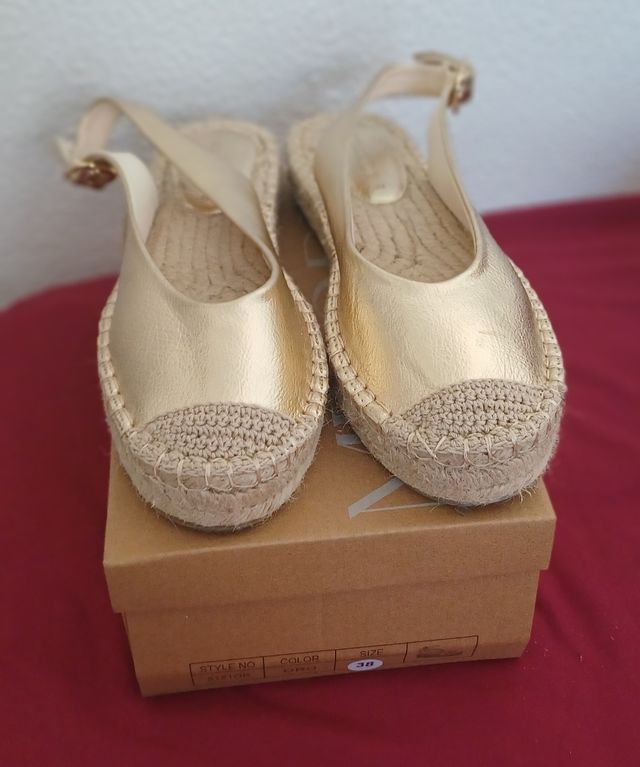 Espadrilles doradas - talla 38