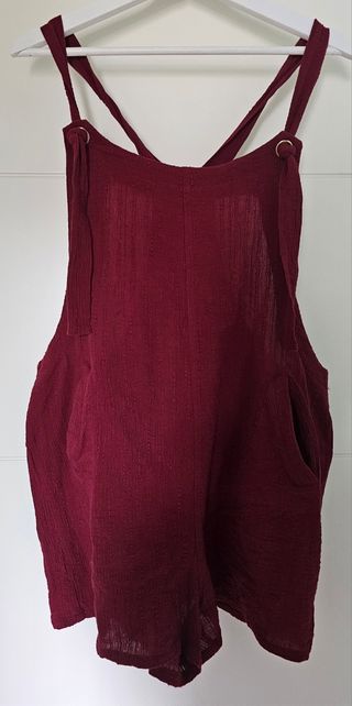 Mono corto granate SHEIN - Talla L