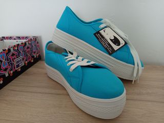 Zapatillas color turquesa Unisex - Talla 40