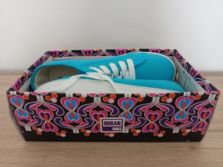 Zapatillas color turquesa Unisex - Talla 40