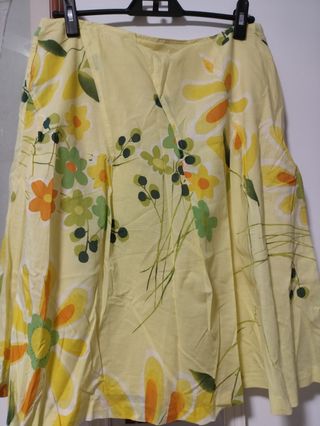 Vestido floral amarillo Alba Conde