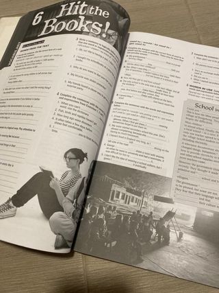 LIVING ENGLISH 1 WB.(2014) BCH 1