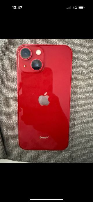 iPhone 13 mini rojo - 83% batería