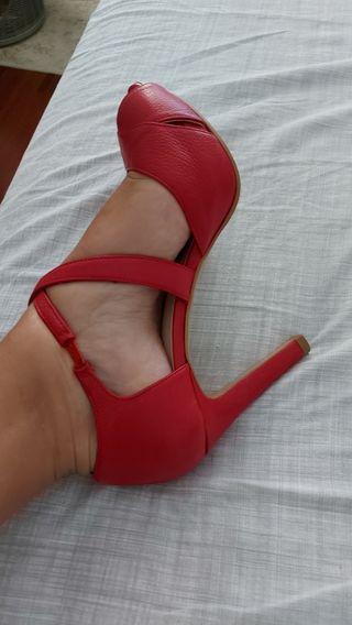 Sandalias Lodi rojas tacón