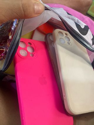 11 Carcasas iPhone 12