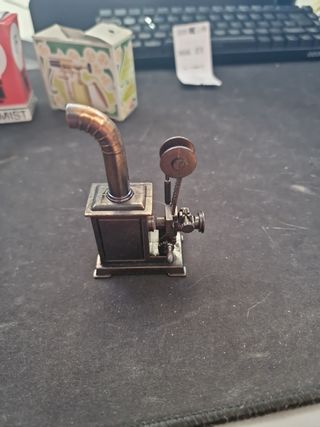 Sacapuntas antiguo proyector cine