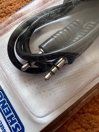 Cable estéreo 3.5mm Shenggelan - 1.5m
