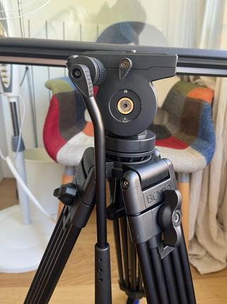 Trípode Benro - Cámara