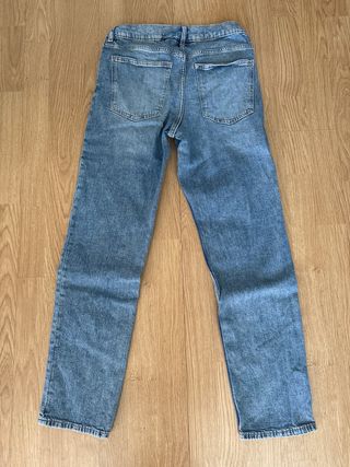 Pantalones vaqueros color azul