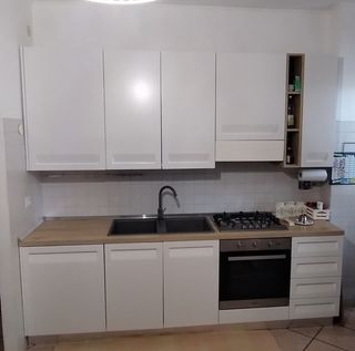 Cucina Stosa bianca e legno 2019