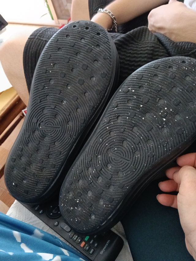 Chanclas Nike negras-verdes