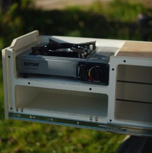 Mueble camper para furgoneta con cama y cocina