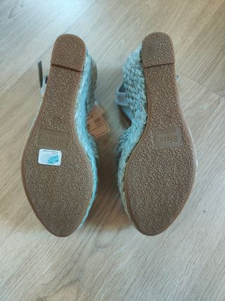 Sandalias NUEVAS cuñas esparto gris plata 38