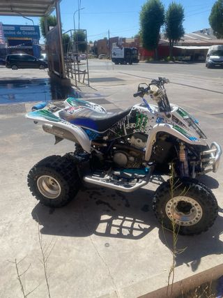 Quad Suzuki LTZ 400 - Monster Energy