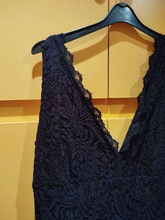 Vestido gala negro encaje