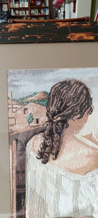 Cuadro bordado: DALÍ. Medidas: 75x 58