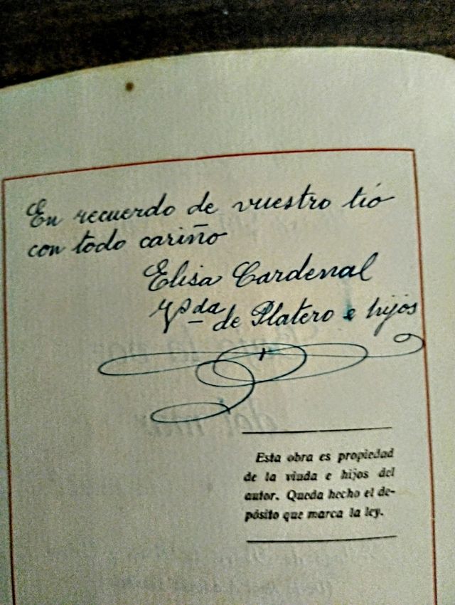 Libro antiguo: Bajo la voz del mar. dedicado.