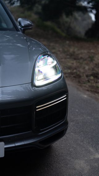 Porsche Cayenne Turbo - 2020
