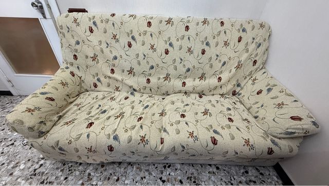 Divano 2 posti - Comodo e resistente