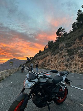 Yamaha MT-125: Moto Impecable