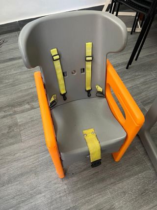 Silla baja bebé - gris y naranja